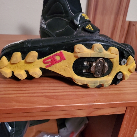 Sidi cycling shoes - Picture 2 of 2